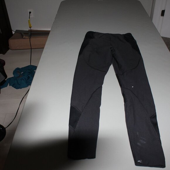 Black Under Armour Vanish Leggings Size Small - Picture 4 of 5